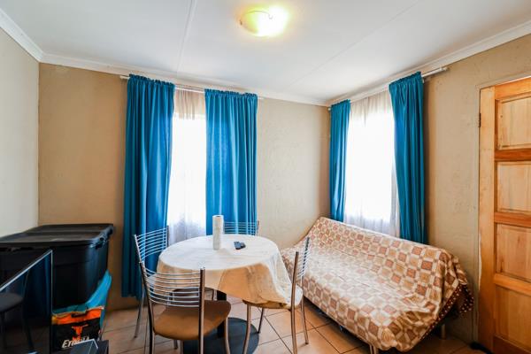 2 Bedroom House