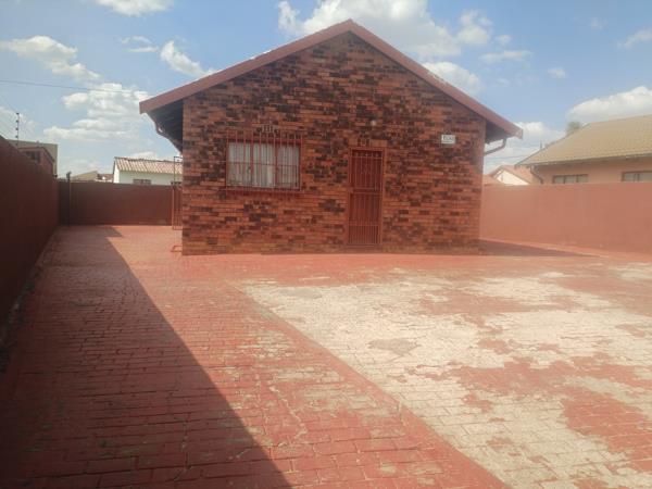 2 Bedroom House