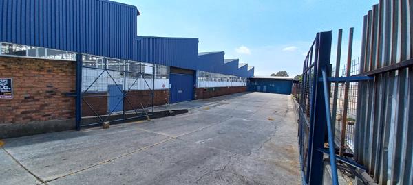 4 500  m² Industrial space