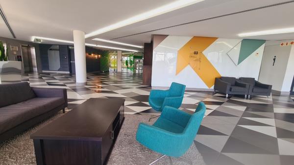 436  m² Commercial space