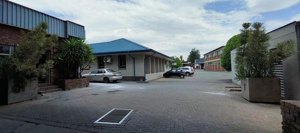 271  m² Industrial space