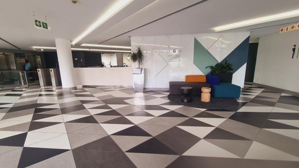 370  m² Commercial space