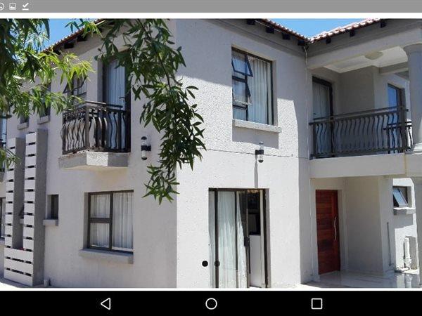 400  m² Commercial space