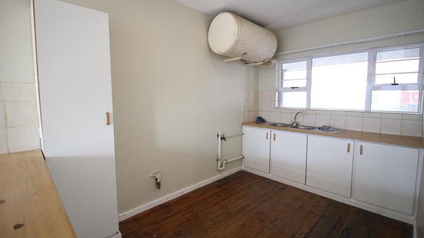 2 Bedroom Flat