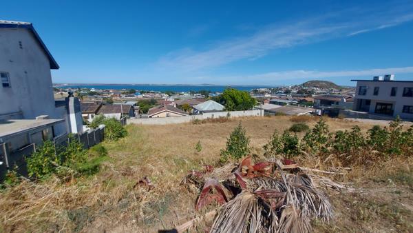 476 m² Land