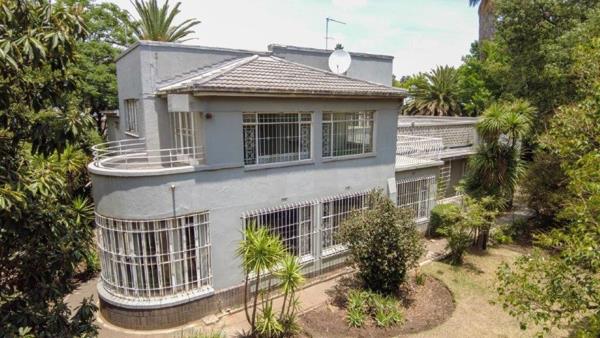 5 Bedroom House