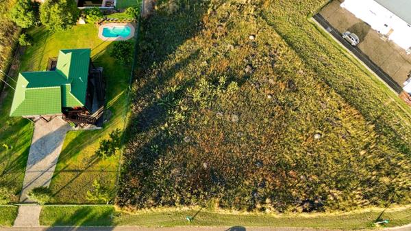 996 m² Land