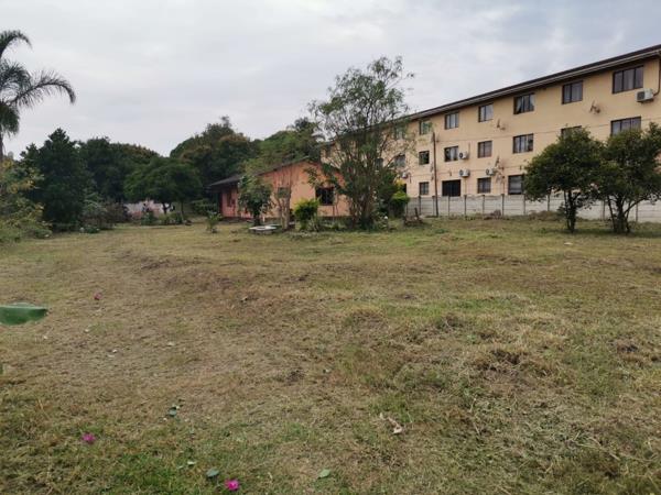 1 852 m² Land