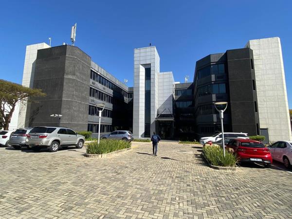 429 m² Commercial space