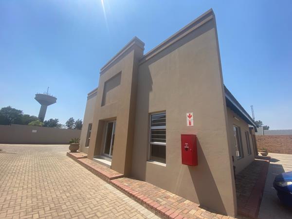 105  m² Commercial space