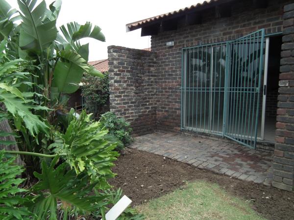 1 Bedroom Townhouse