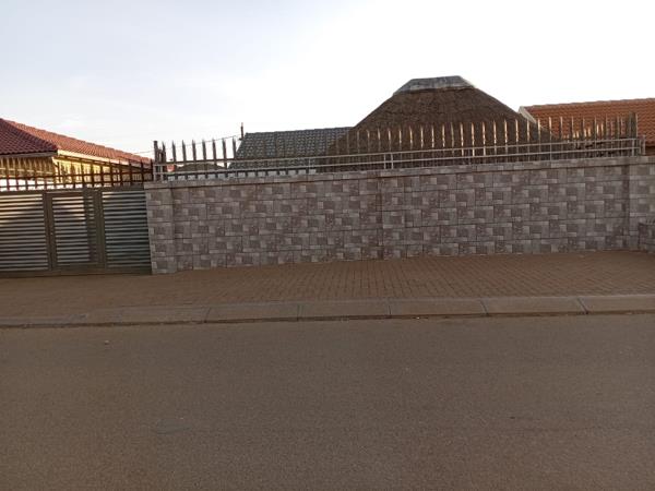2 Bedroom House