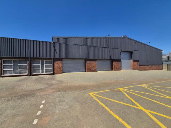 2 200 m² Industrial space