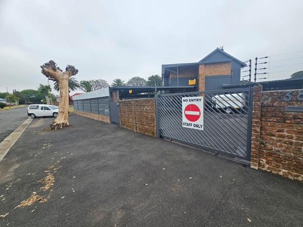 1 220 m² Commercial space