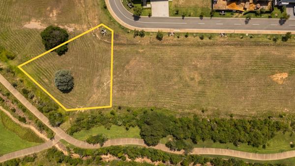 1 336 m² Land