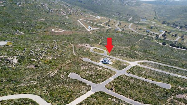 323 m² Land