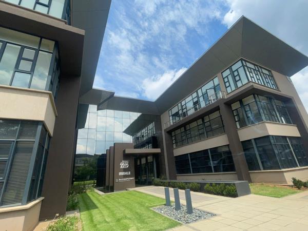 440  m² Commercial space