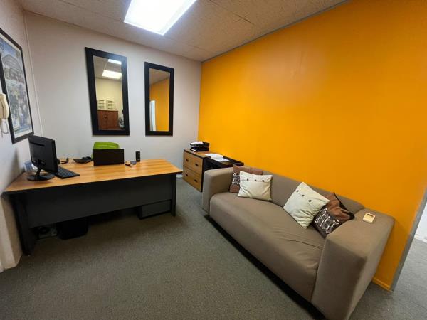 86 m² Commercial space