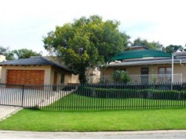 1 Bedroom Garden Cottage