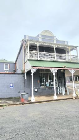 332  m² Retail Space