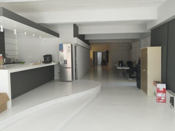 800  m² Office Space