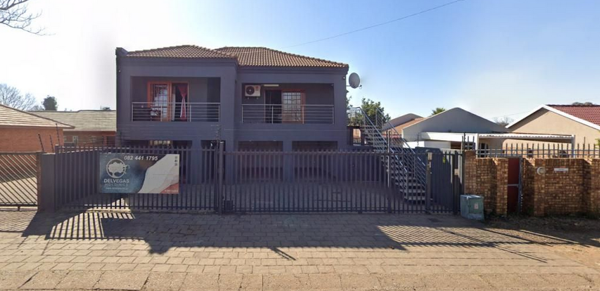 9 Bedroom, Bed and Breakfast