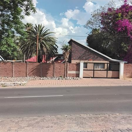 2 Bedroom Garden Cottage