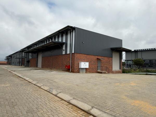 902  m² Industrial space