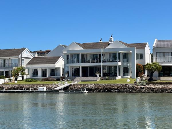6 Bedroom House