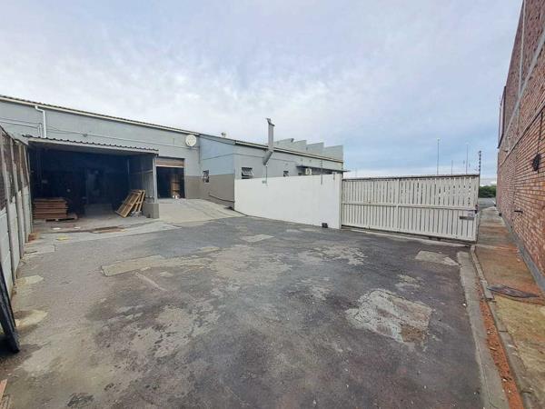 571 m² Industrial space