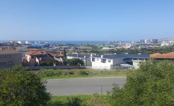 973 m² Land