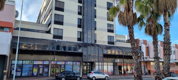 137  m² Commercial space