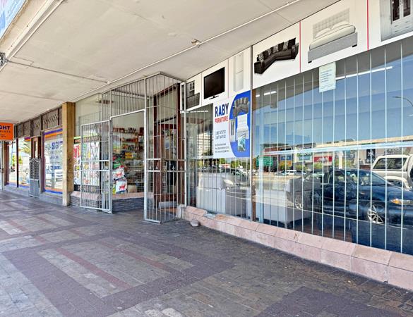 95  m² Commercial space