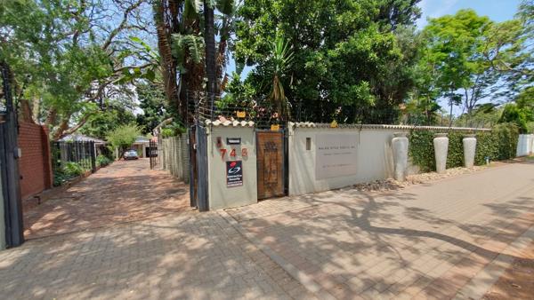 275  m² Commercial space