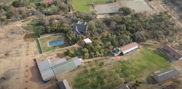 2 424  m² Commercial space