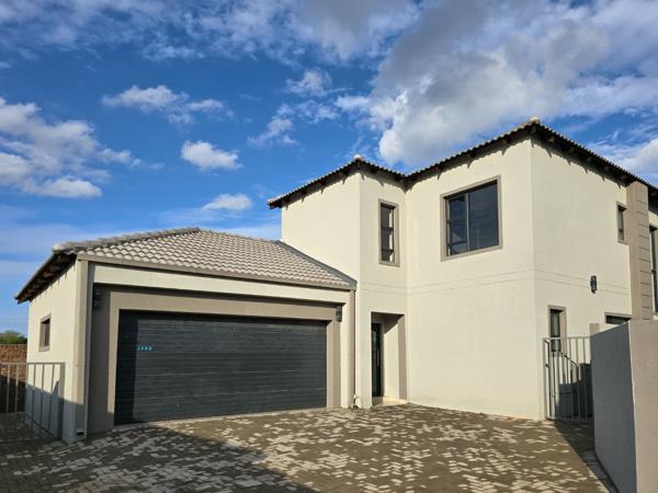 4 Bedroom Townhouse