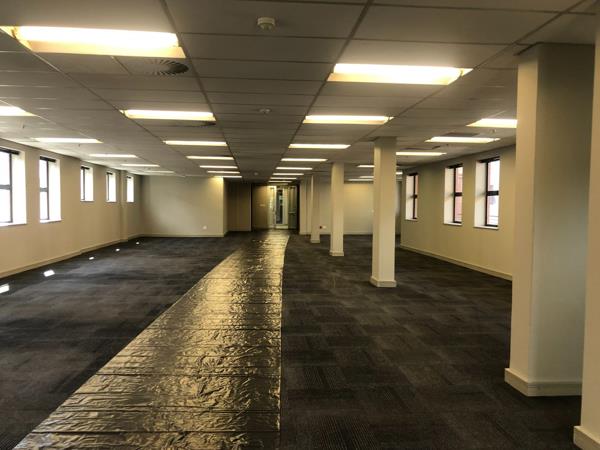 320 m² Commercial space
