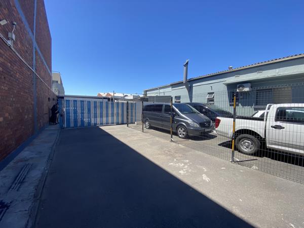 572 m² Industrial space