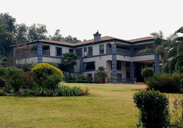 5 Bedroom House