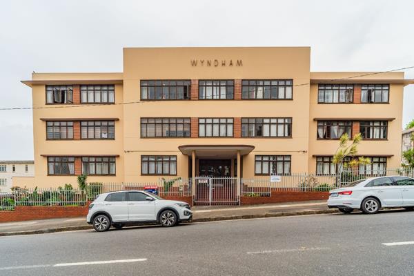 2.5 Bedroom Apartment