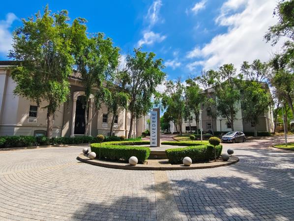 395  m² Commercial space