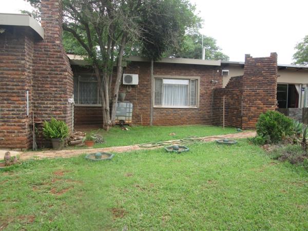 2.2 ha Smallholding