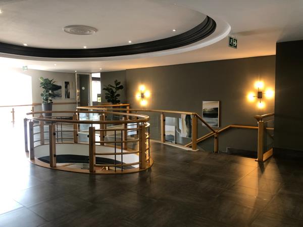 165 m² Commercial space