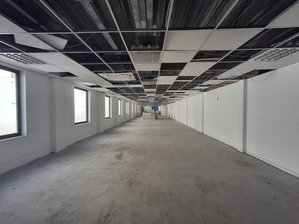 300 m² Commercial space