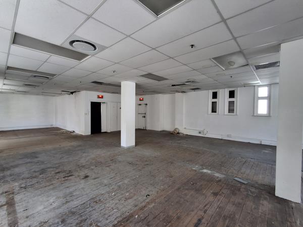 151 m² Commercial space