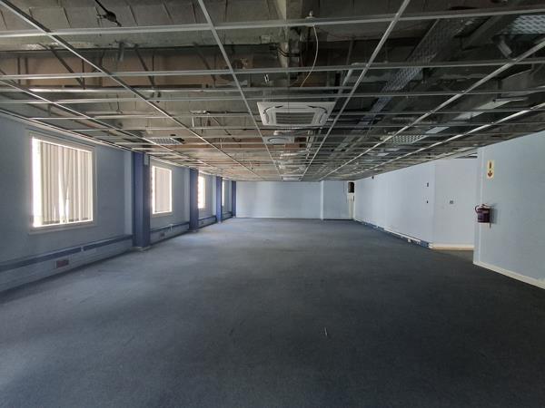 250 m² Commercial space