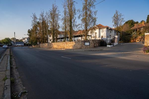 1 500 m² Office Space