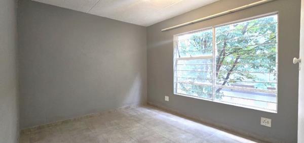 3 Bedroom Apartment in Westdene