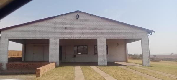 21.4 ha Smallholding