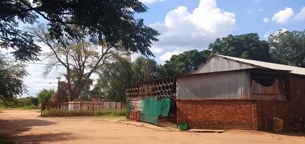 1 000  m² Industrial space